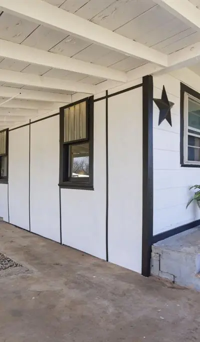 116 E Lipan Drive, Lipan TX 76462 - Photo 2