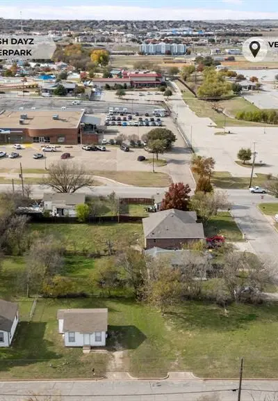 309 Hallvale Drive, White Settlement TX 76108 - Photo 4