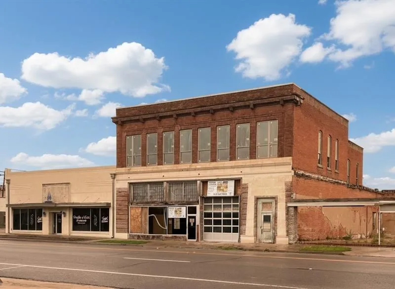 125 S Waco Street # 2, Hillsboro TX 76645