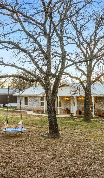 241 County Road 3689, Paradise TX 76073 - Photo 4