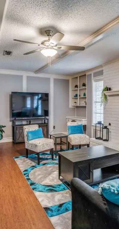 1209 Randy Drive, Irving TX 75060 - Photo 3
