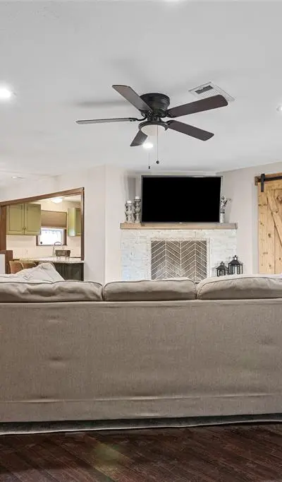 1308 Myrtle Street, Denton TX 76201 - Photo 4