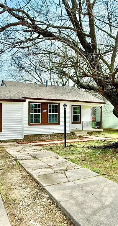 4813 Sandage Avenue, Fort Worth TX 76115