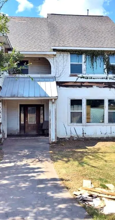 5077 E Line Road, Whitewright TX 75491