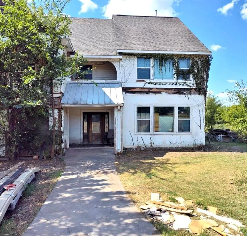 5077 E Line Road, Whitewright TX 75491