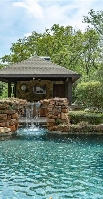 625 Estates Drive, Copper Canyon TX 75077 - Photo 4