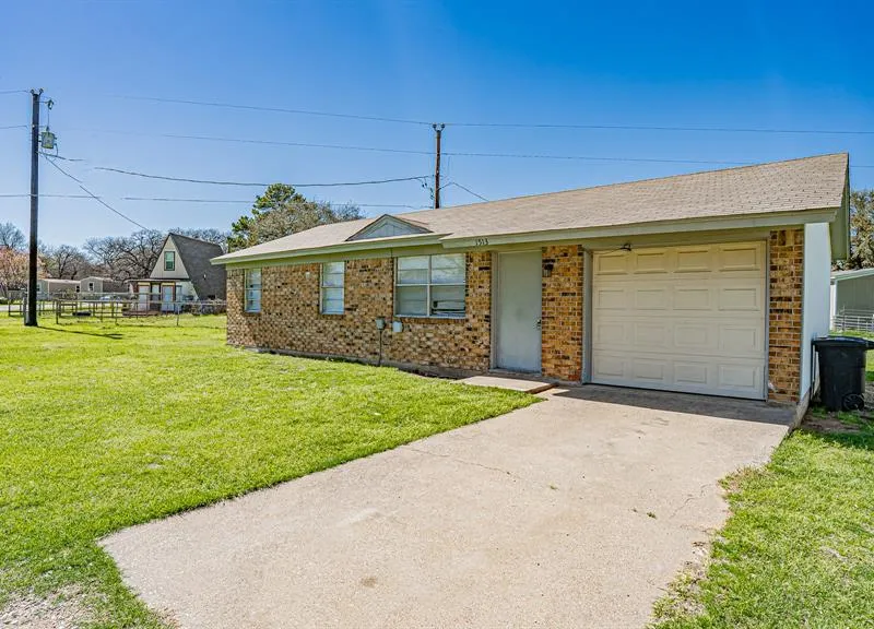 1513 Coral Cut Off, Pelican Bay TX 76020