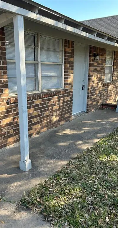 1836 Coral Road, Pelican Bay TX 76020 - Photo 2
