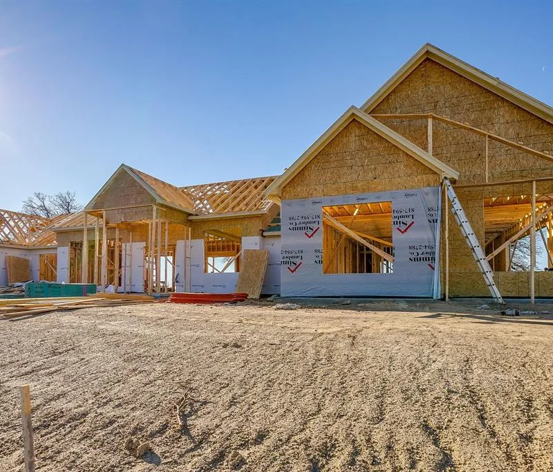 657 S Sugartree Drive, Lipan TX 76462
