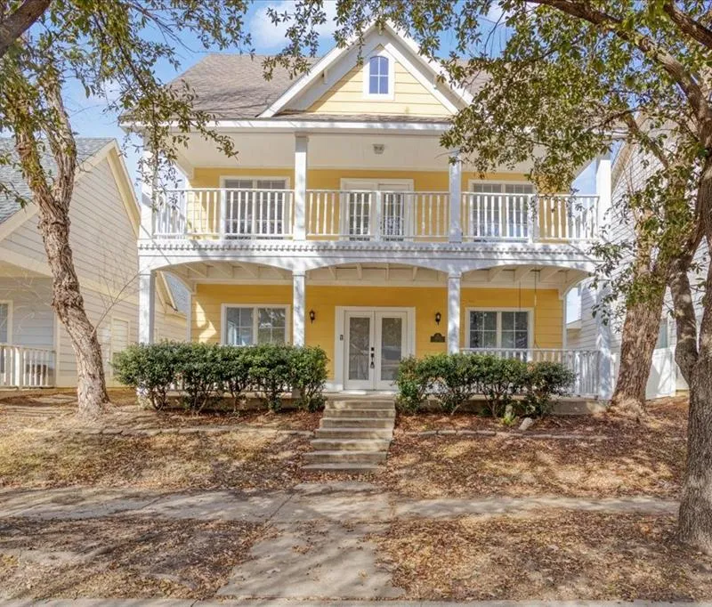 1805 Azalea Drive, Savannah TX 76227