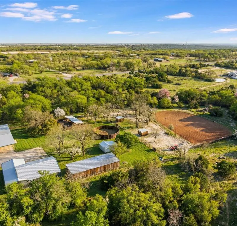 299 Private Road 1526, Lipan TX 76462