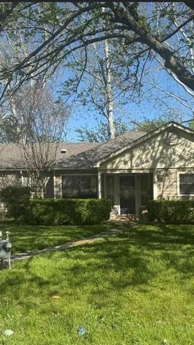 429 S Broadway Street, Bells TX 75414