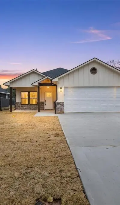 928 Duckenfield, Tyler TX 75701