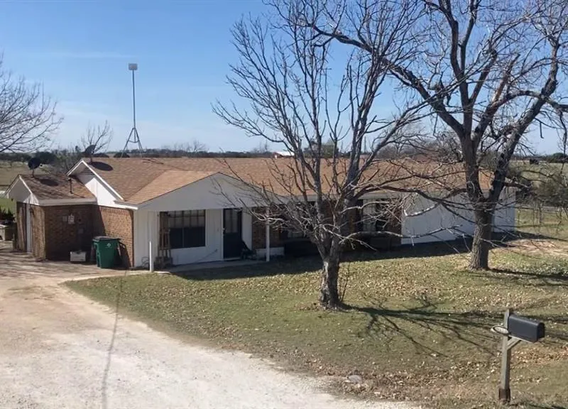 795 Dove Hill Lane, China Spring TX 76633