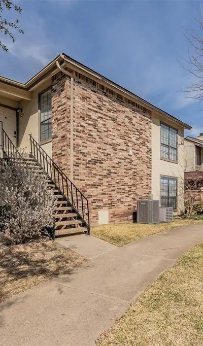 941 Turtle Cove # 129, Irving TX 75060