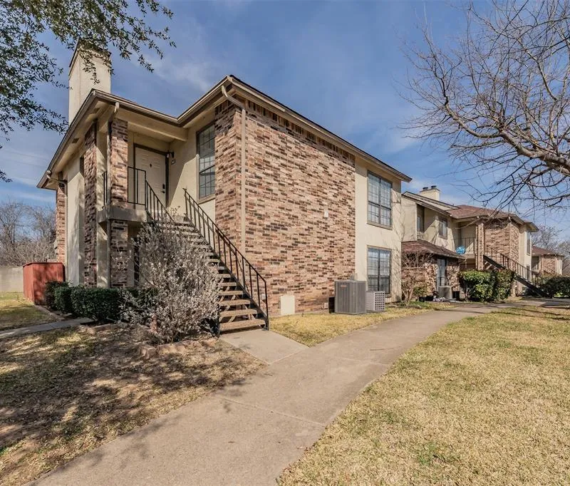 941 Turtle Cove # 129, Irving TX 75060
