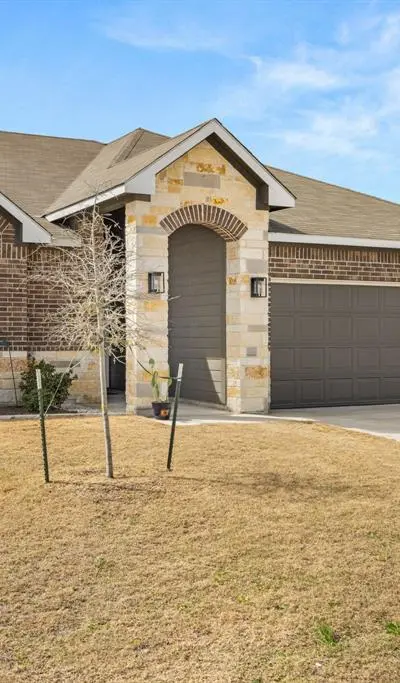 623 Winscott Avenue, Temple TX 76502 - Photo 2