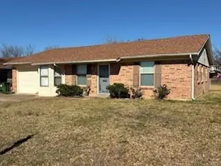 4212 Platte Drive, Balch Springs TX 75180 - Photo 2