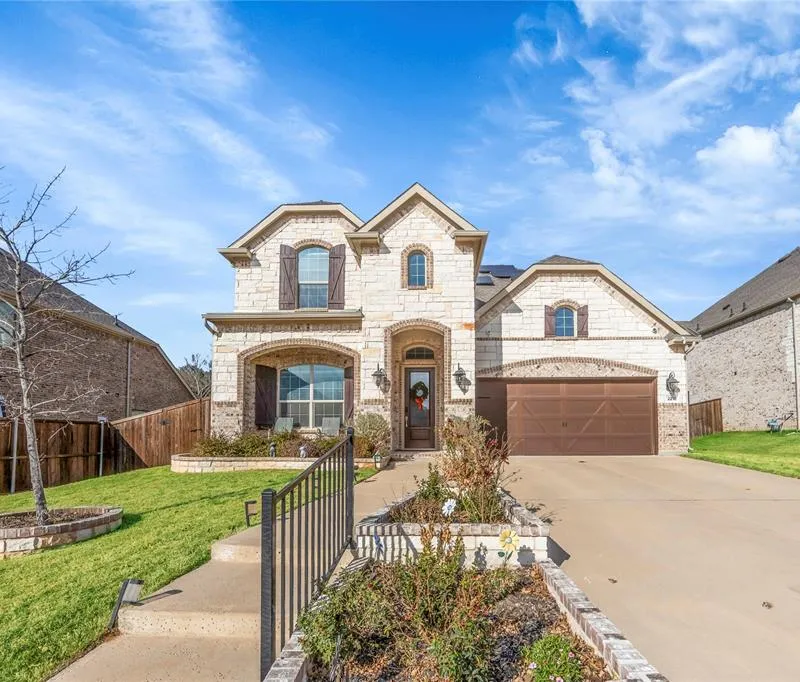 2218 Christopher Lane, Euless TX 76040