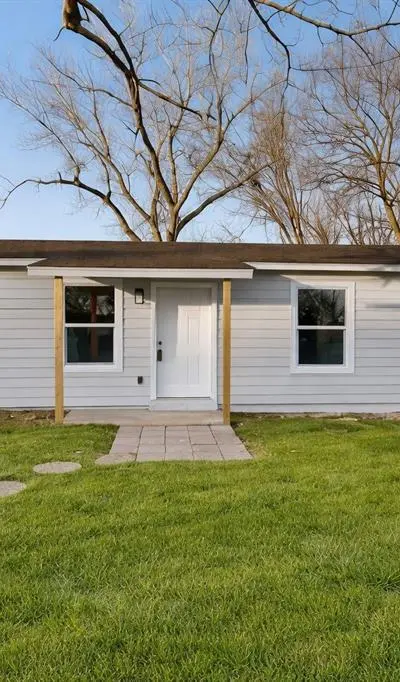 928 Hackamore Street, White Settlement TX 76108