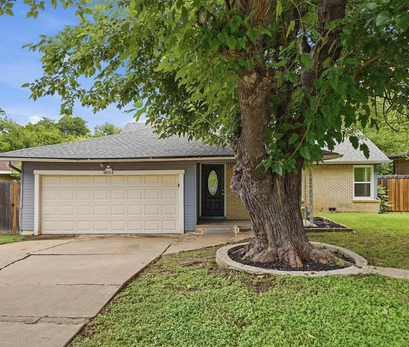 3804 Cornish Avenue, Fort Worth TX 76133