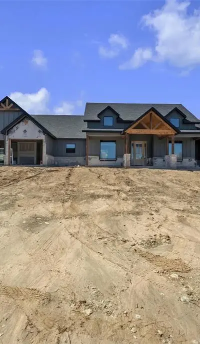 2695 Beacon Lake Drive, Bluff Dale TX 76433 - Photo 2