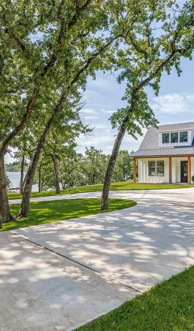 1757 Country Club Road, Bowie TX 76230 - Photo 4