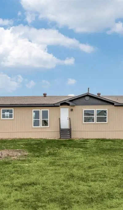 140 Terri Drive, Collinsville TX 76233