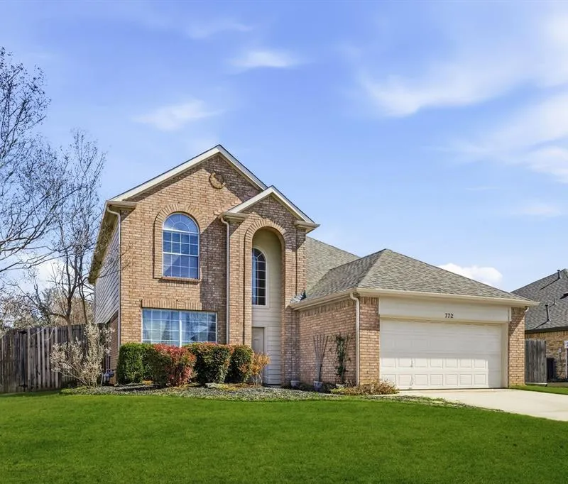 772 Poplar Court, Lake Dallas TX 75065