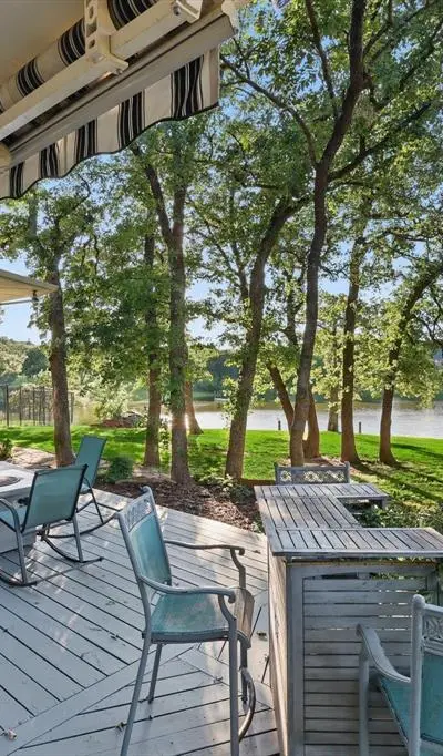 772 Lakewood Court, Highland Village TX 75077 - Photo 3