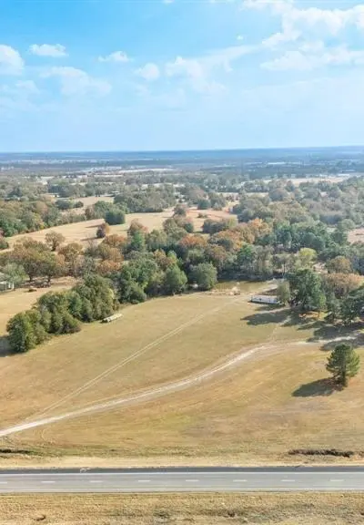 1207 State HWY 24, Campbell TX 75422