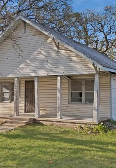 202 Johns Drive, Chico TX 76431 - Photo 3