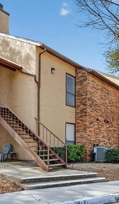 1212 Horizon Trail # 3620, Arlington TX 76011 - Photo 2