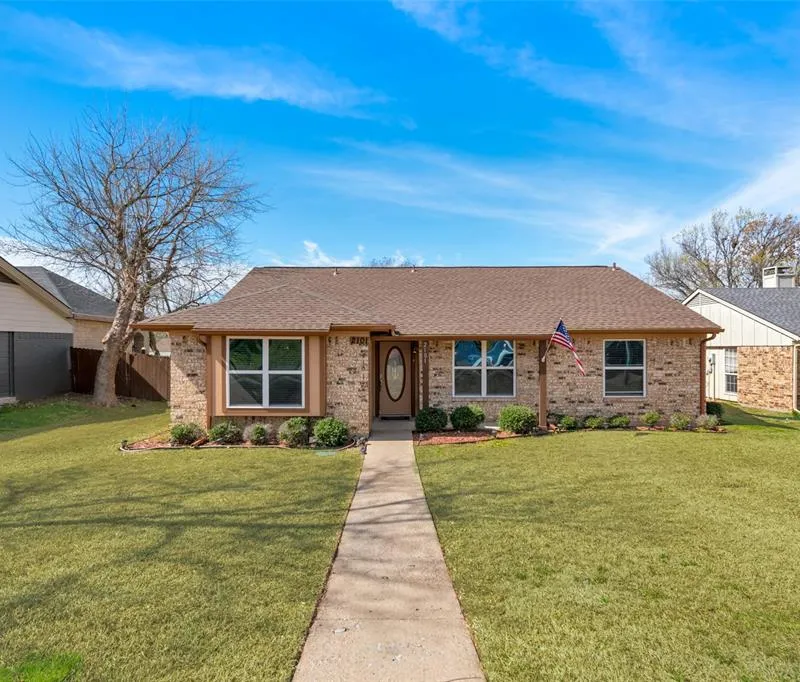 2101 High Bluff Drive, Garland TX 75041