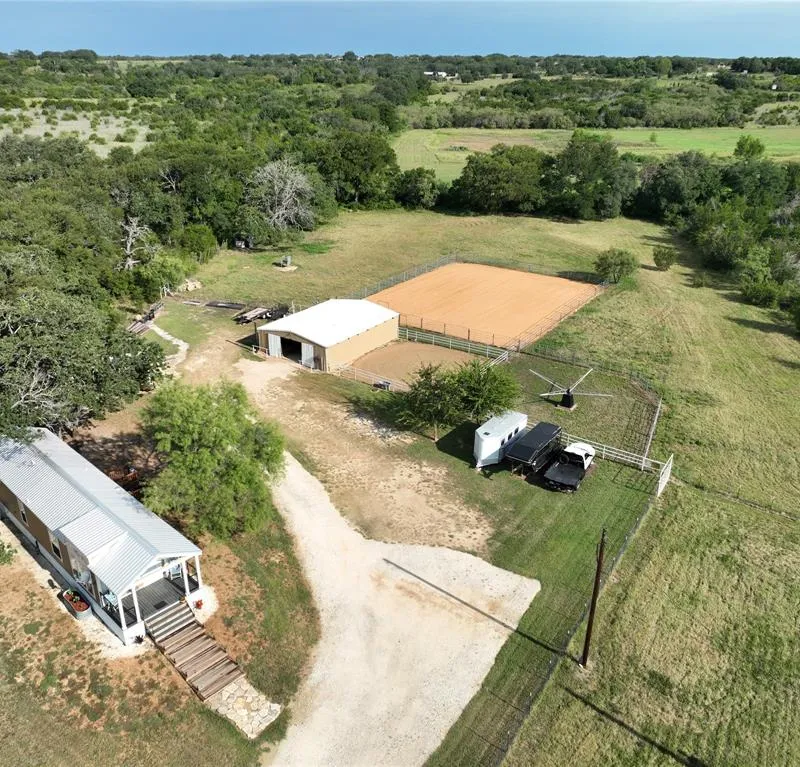 16515 N US Highway 281, Hico TX 76457