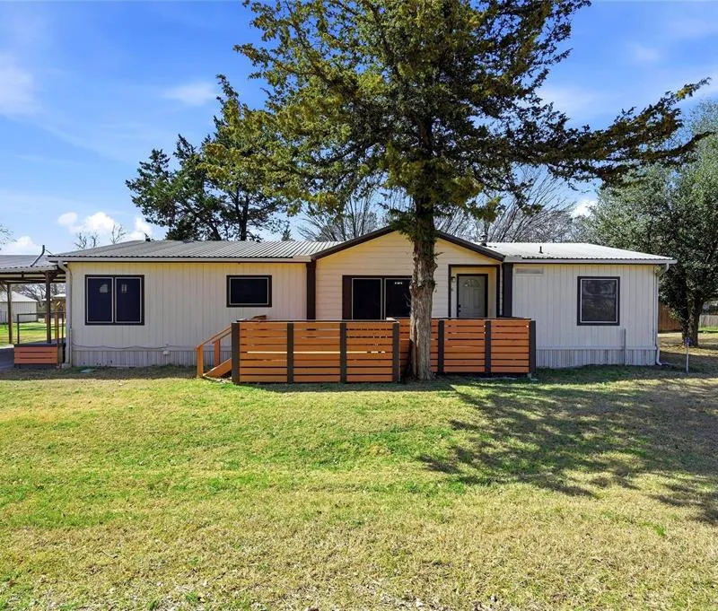 76 Forest Lane, Gordonville TX 76245