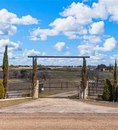 2820 Talbert Ranch Road, China Spring TX 76633 - Photo 3