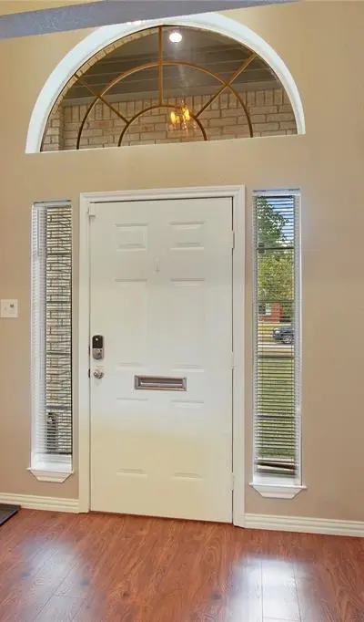 2004 Cedar Crest Boulevard, Dallas TX 75203 - Photo 3