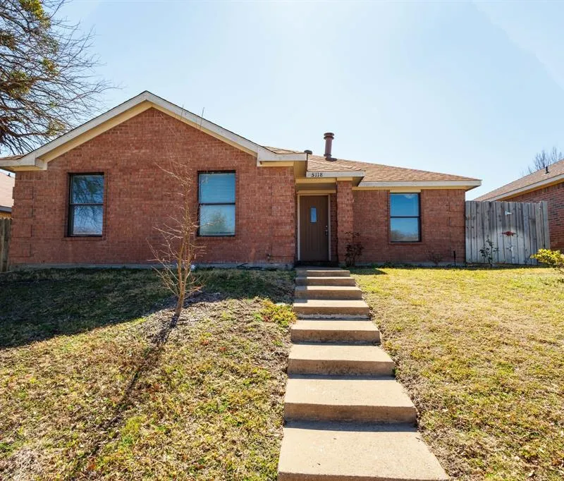 5118 Wesley Chapel Lane, Dallas TX 75236