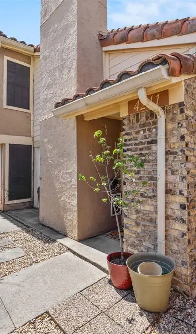 4241 Madera Road # 4, Irving TX 75038