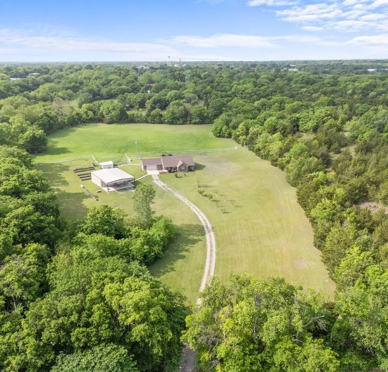 254 Jackson Road, Whitewright TX 75491