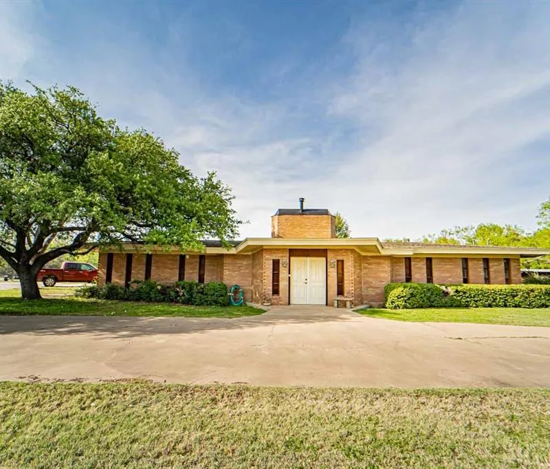 4 Chaparral Lane, Breckenridge TX 76424
