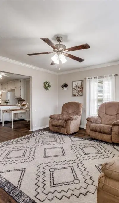 308 N Bois D Arc Street, Savoy TX 75479 - Photo 2