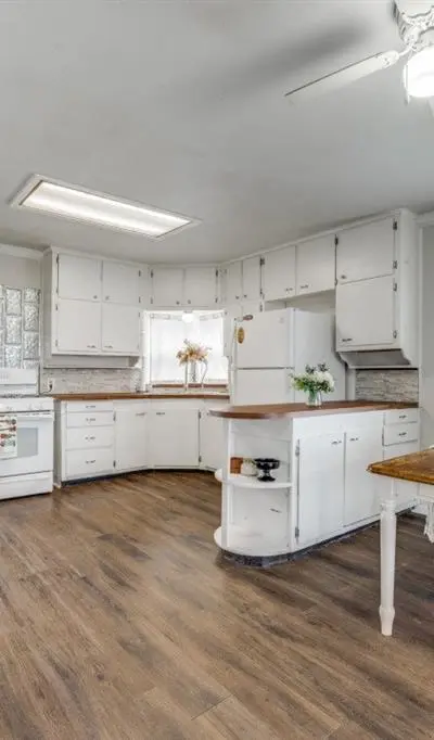 308 N Bois D Arc Street, Savoy TX 75479 - Photo 5