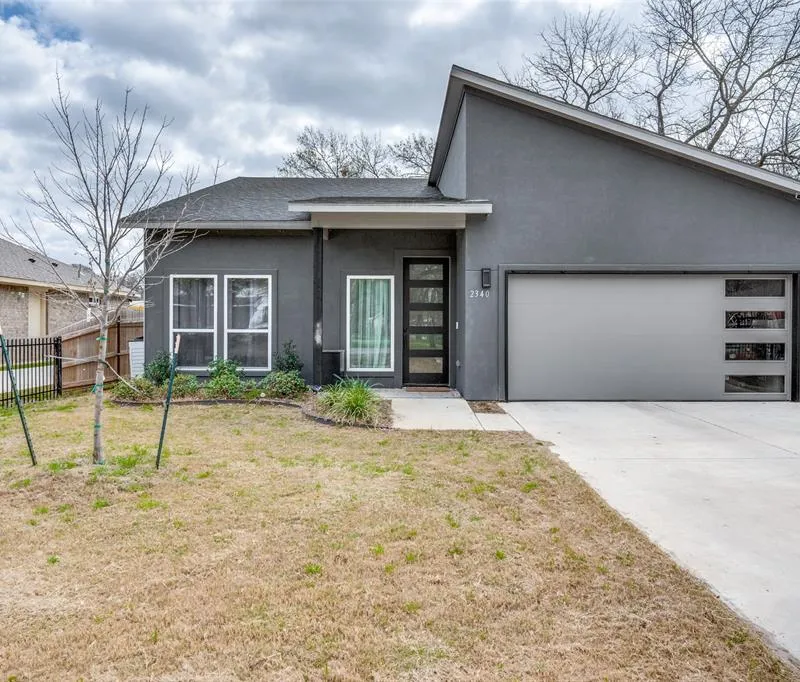 2340 Denmark Street, Dallas TX 75253