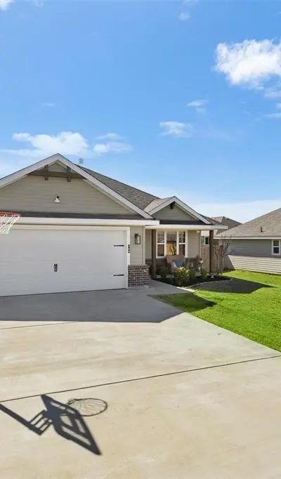 103 Olivia Street, Hillsboro TX 76645 - Photo 4