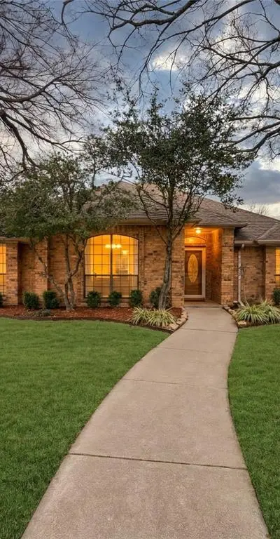 308 Rolling Oak Drive, Murphy TX 75094