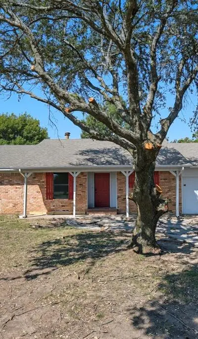 1118 Private Road 425, Whitewright TX 75491