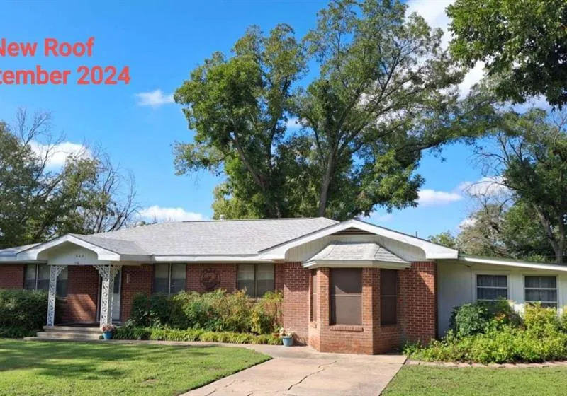 602 West Street, Hico TX 76457
