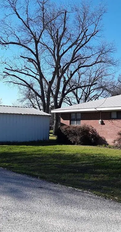 602 West Street, Hico TX 76457 - Photo 3
